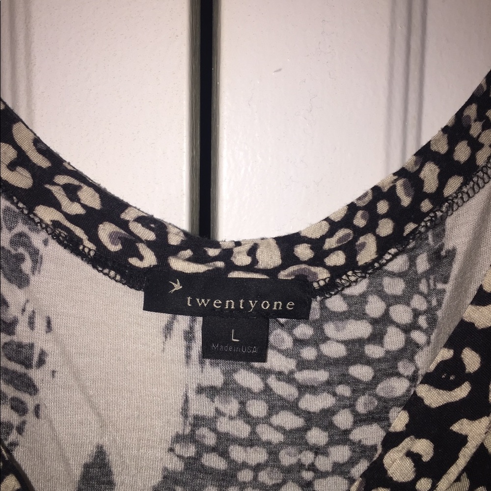Forever 21 Tank Bundle - Picture 2 of 6